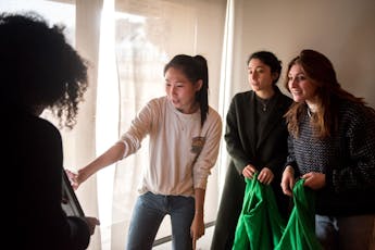 Youth And Pre College Programs Parsons School Of Design Parsons Grahic Design Summer Intensive 2022