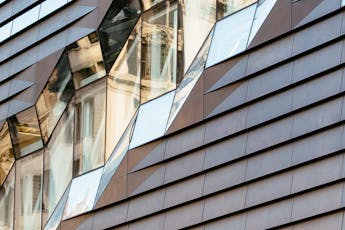 IMG - Graduate Admission - Financial Aid