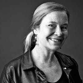 Portrait of Kim Nauer